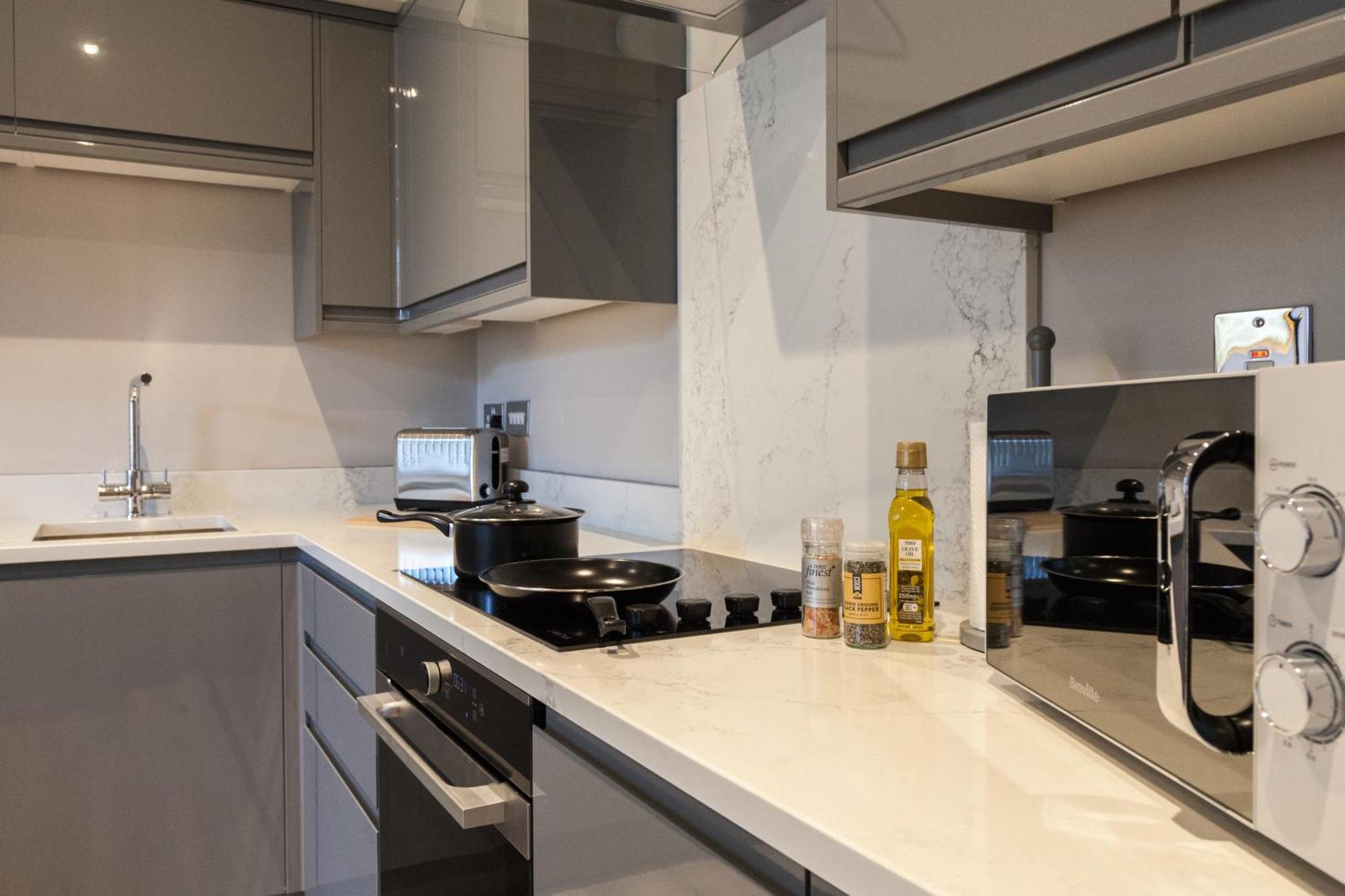 Somers Suites Apartments Leeds  Esterno foto